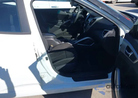 2014 Hyundai Veloster Base W/Black from USA, damaged, VIN KMHTC6AD7EU218151